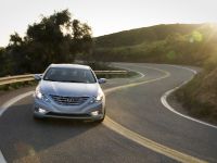 Hyundai Sonata 2.0T (2013) - picture 1 of 15