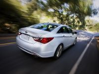 Hyundai Sonata 2.0T (2013) - picture 4 of 15