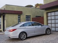 Hyundai Sonata 2.0T (2013) - picture 6 of 15