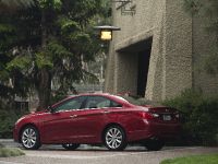 Hyundai Sonata 2.0T (2013) - picture 11 of 15