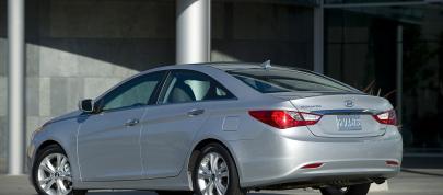 Hyundai Sonata (2013) - picture 31 of 49