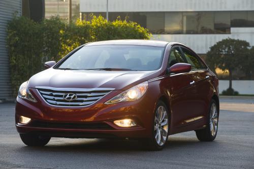Hyundai Sonata (2013) - picture 1 of 49