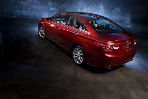 Hyundai Sonata (2013) - picture 25 of 49