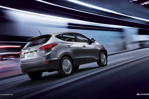 Hyundai Tucson (2013) - picture 9 of 13