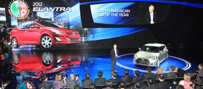 2013 Hyundai Veloster Turbo Detroit (2012) - picture 4 of 5