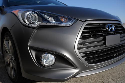 Hyundai Veloster Turbo (2013) - picture 17 of 20
