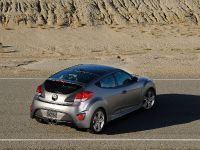 Hyundai Veloster Turbo (2013) - picture 10 of 20