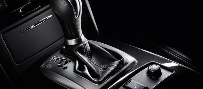 Infiniti FX Black and White (2013) - picture 4 of 9