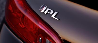 Infiniti IPL G Convertible (2013) - picture 23 of 37