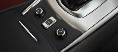 Infiniti IPL G Convertible (2013) - picture 31 of 37