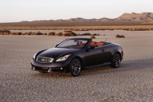Infiniti IPL G Convertible (2013) - picture 17 of 37