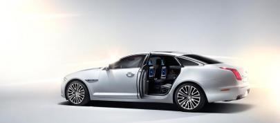 Jaguar XJ Ultimate (2013) - picture 15 of 29