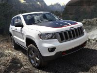 Jeep Grand Cherokee Trailhawk (2013) - picture 3 of 11