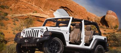 Jeep Wrangler Moab (2013) - picture 4 of 10