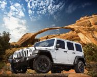 Jeep Wrangler Moab (2013) - picture 3 of 10