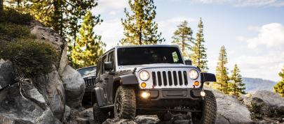 Jeep Wrangler Rubicion 10th Anniversary Edition (2013) - picture 4 of 27