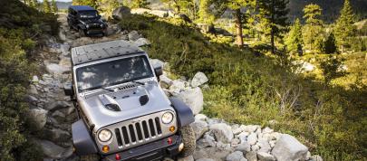 Jeep Wrangler Rubicion 10th Anniversary Edition (2013) - picture 15 of 27