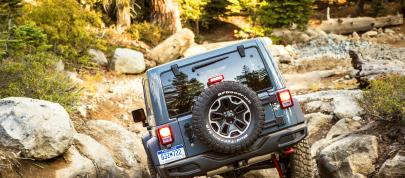 Jeep Wrangler Rubicion 10th Anniversary Edition (2013) - picture 23 of 27