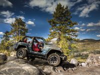 Jeep Wrangler Rubicion 10th Anniversary Edition (2013) - picture 19 of 27