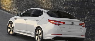 Kia Optima Hybrid (2013) - picture 4 of 7