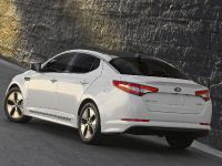 Kia Optima Hybrid (2013) - picture 4 of 7