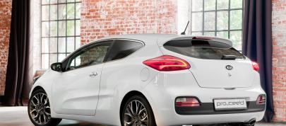 Kia pro_cee'd (2013) - picture 4 of 7