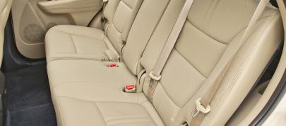 Kia Sorento (2013) - picture 28 of 45