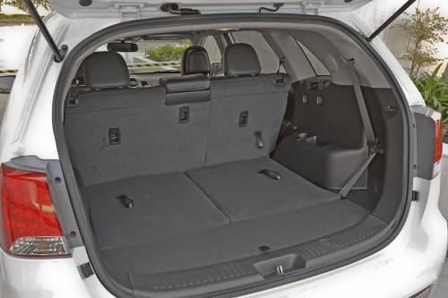 Kia Sorento (2013) - picture 32 of 45