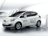 Kia Venga EV (2013) - picture 1 of 2