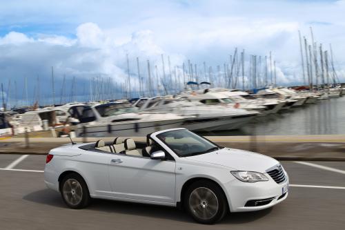 Lancia Flavia Convertible (2013) - picture 8 of 28
