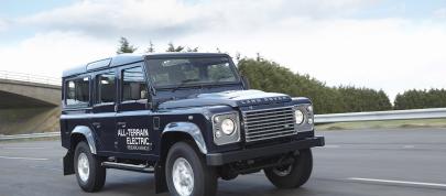 Land Rover Electric Defender (2013) - picture 4 of 18
