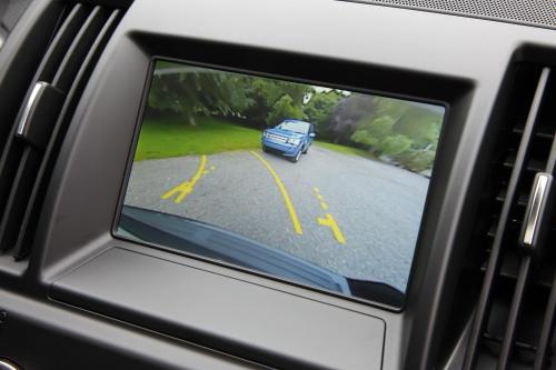 Land Rover Freelander 2 (2013) - picture 16 of 22