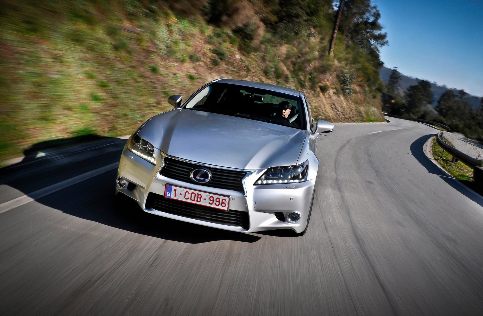 Lexus GS 450h Hybrid