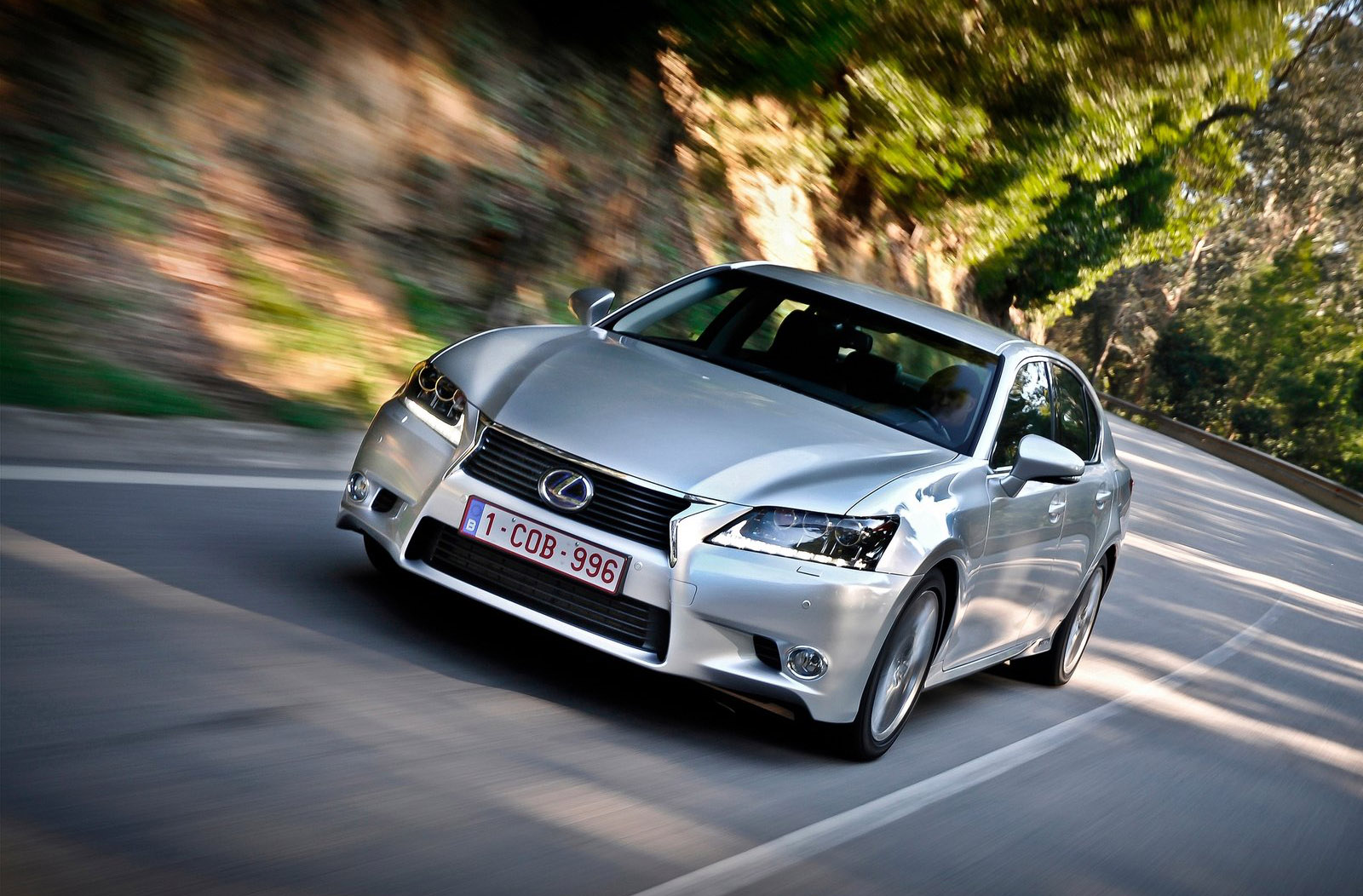 Lexus GS 450h Hybrid