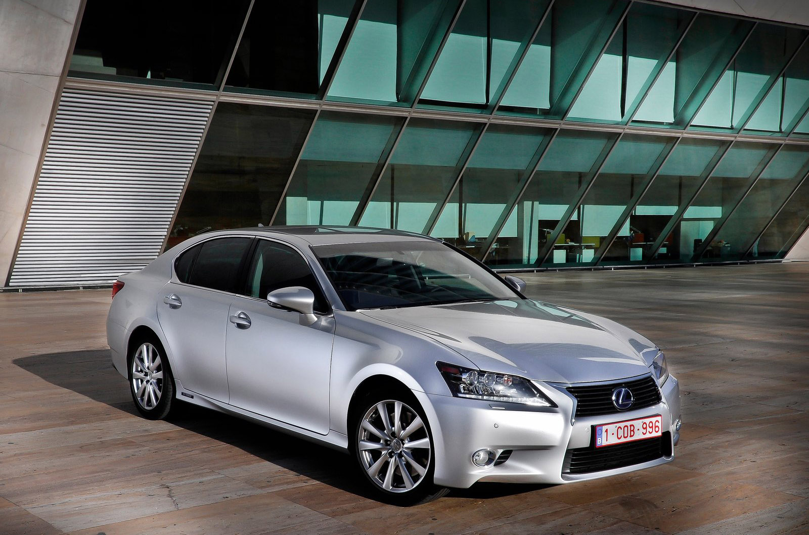 Lexus GS 450h Hybrid