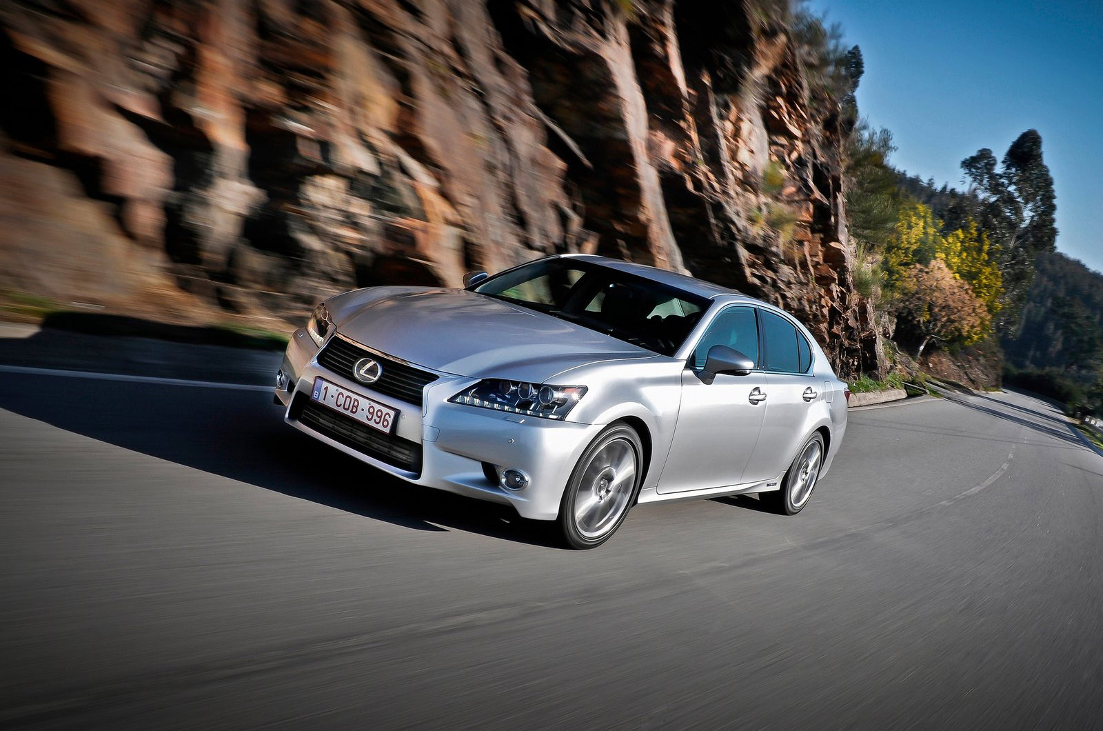 Lexus GS 450h Hybrid