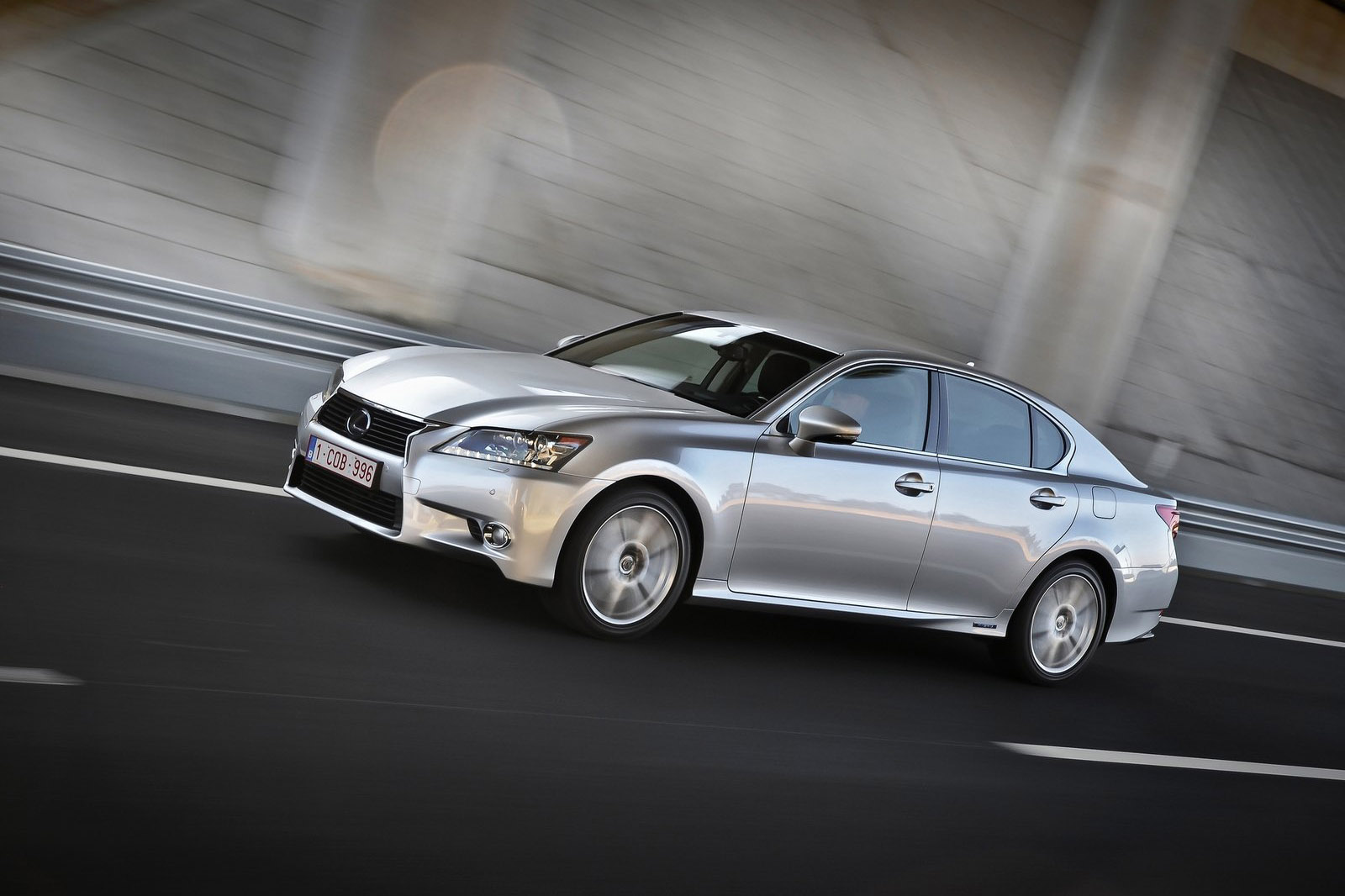 Lexus GS 450h Hybrid