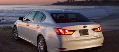Lexus GS 450h Hybrid (2013) - picture 23 of 43