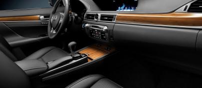 Lexus GS 450h Hybrid (2013) - picture 31 of 43