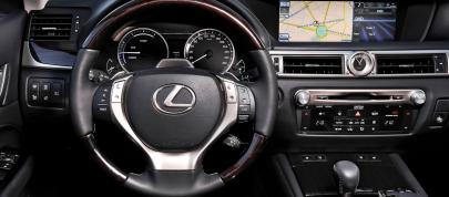 Lexus GS 450h Hybrid (2013) - picture 36 of 43
