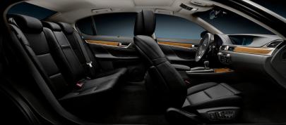 Lexus GS 450h Hybrid (2013) - picture 39 of 43