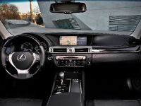 Lexus GS 450h Hybrid (2013) - picture 38 of 43