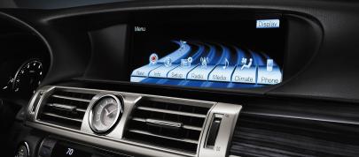 Lexus LS 460 (2013) - picture 7 of 10