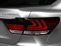 Lexus LS 600h F Sport (2013) - picture 7 of 14