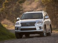 Lexus LX 570 SUV (2013) - picture 1 of 5