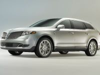 Lincoln MKT (2013) - picture 7 of 25