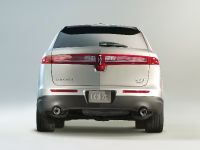 Lincoln MKT (2013) - picture 8 of 25