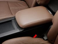 Lincoln MKT (2013)