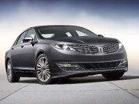 Lincoln MKZ (2013) - picture 1 of 19