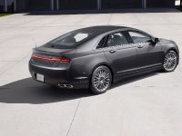 Lincoln MKZ (2013) - picture 4 of 19